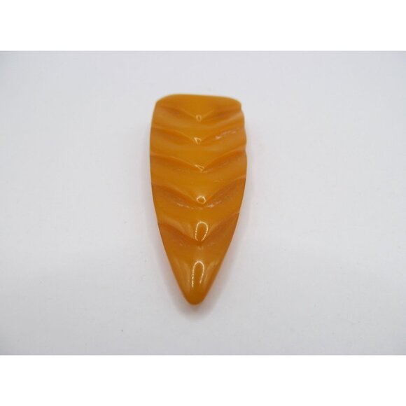 Vintage Carved Butterscotch Bakelite Arrow Dress Clip - Picture 8 of 12